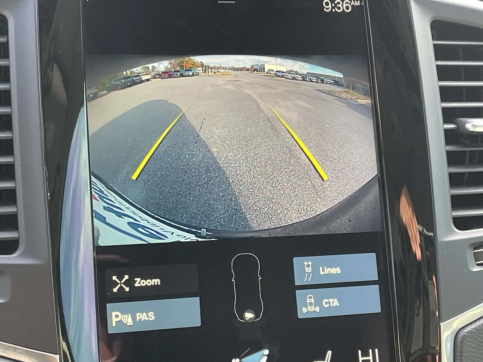 Used 2020 Denim Blue Metallic Volvo Momentum image 18