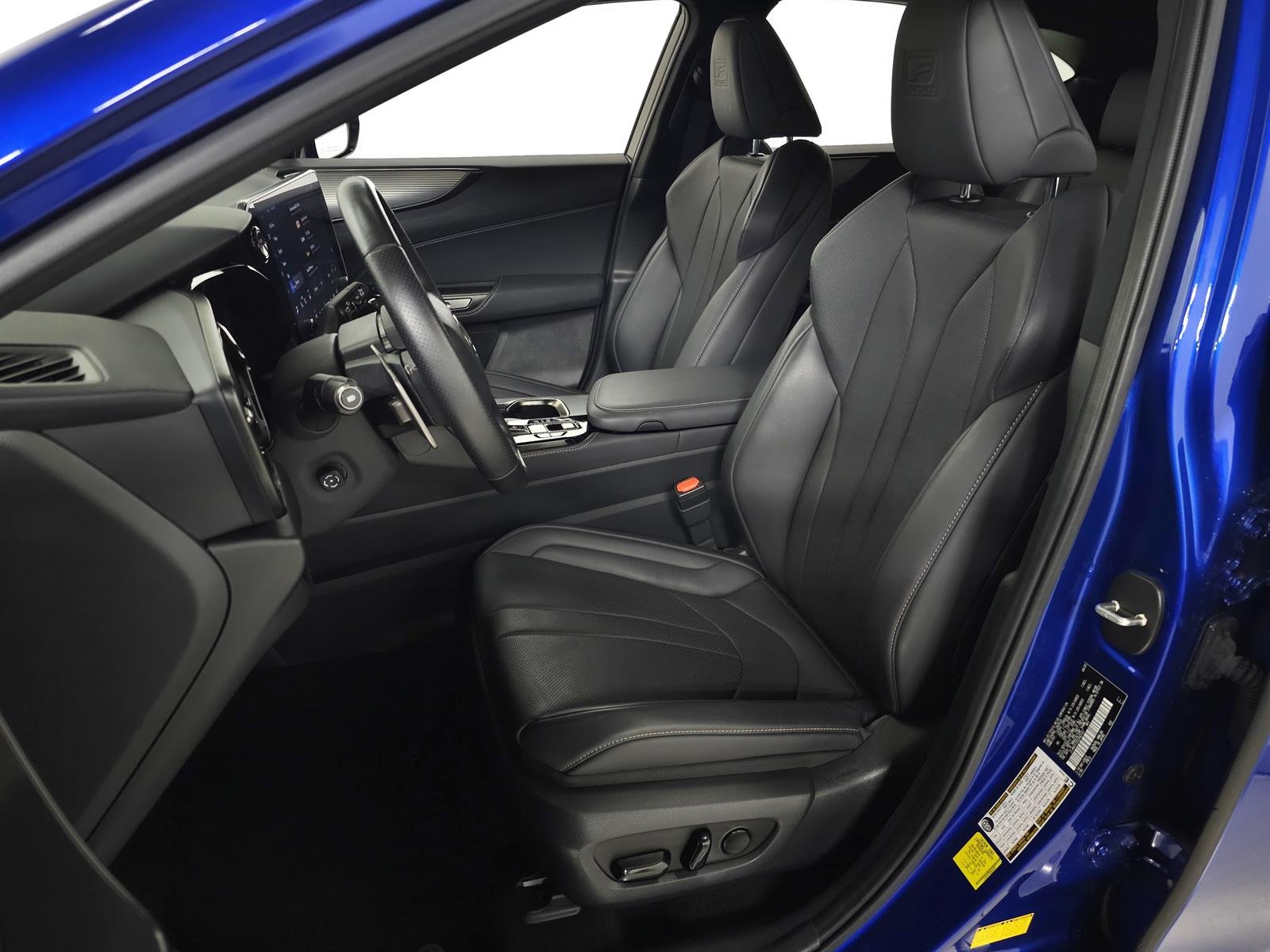 Certified Used 2025 Blue Lexus F SPORT Handling image 17