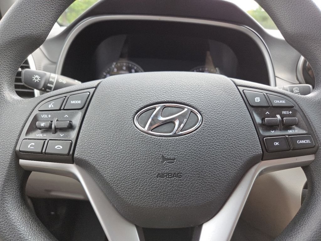Used 2020 Winter White Hyundai SEL image 29