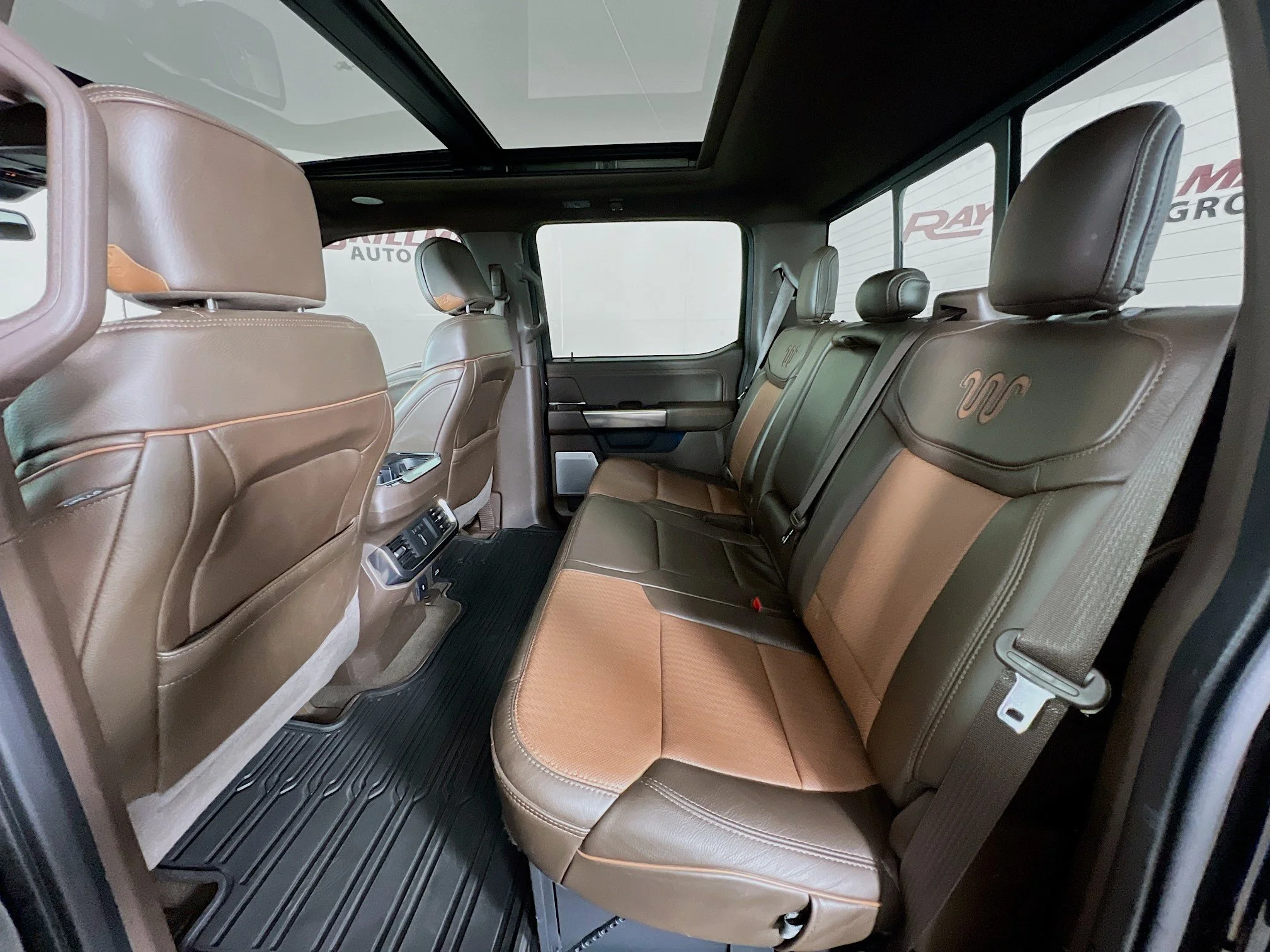 Used 2021 Kodiak Brown Metallic Ford LARIAT image 24