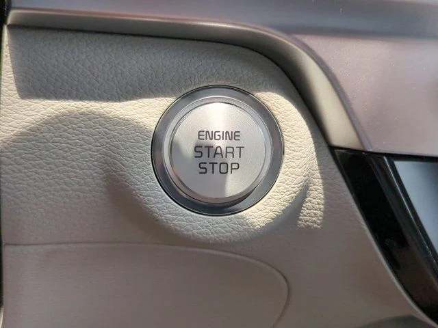 Certified Used 2025 White Kia S image 29