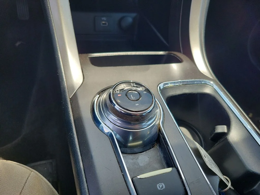 Used 2018 Magnetic Ford S image 33