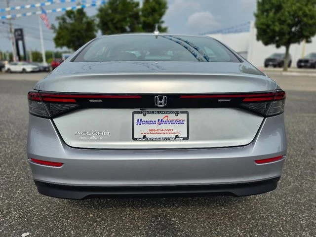 Used 2024 Solar Silver Metallic Honda 1.5T EX image 4