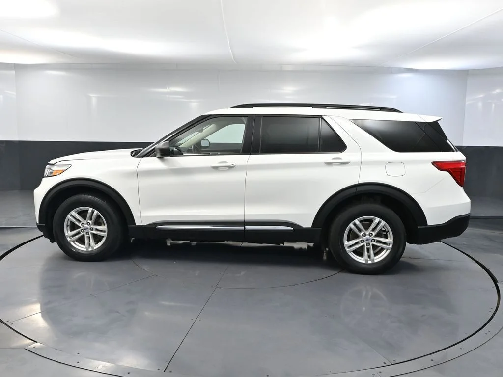Certified Used 2022 White Ford XLT image 10