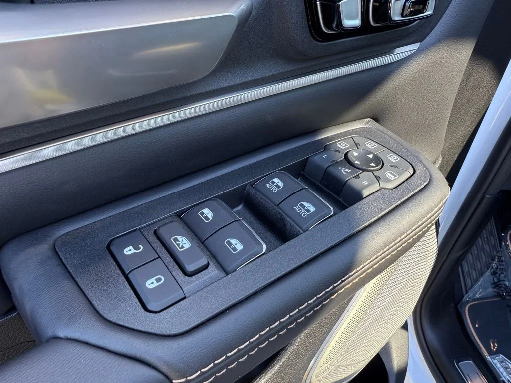2026 RAM 1500 Tungsten - Photo 13