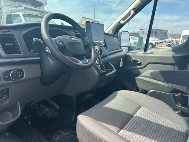 New 2026 Silver Ford Base image 16