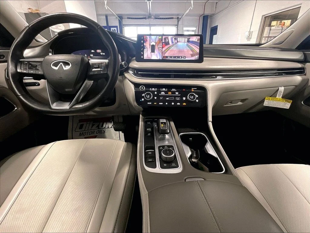 Used 2026 Blue INFINITI LUXE image 22