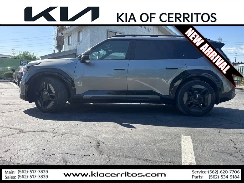 Certified Used 2024 Gray Kia GT-Line image 2