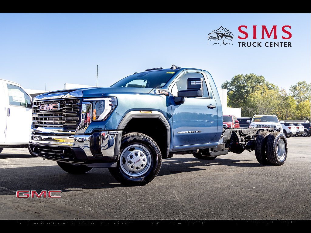2026 GMC Sierra 3500 Chassis Cab