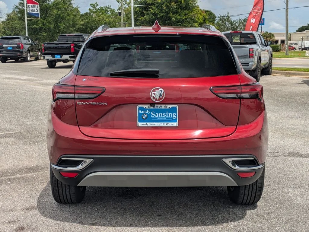 Used 2023 Red Buick Essence image 4