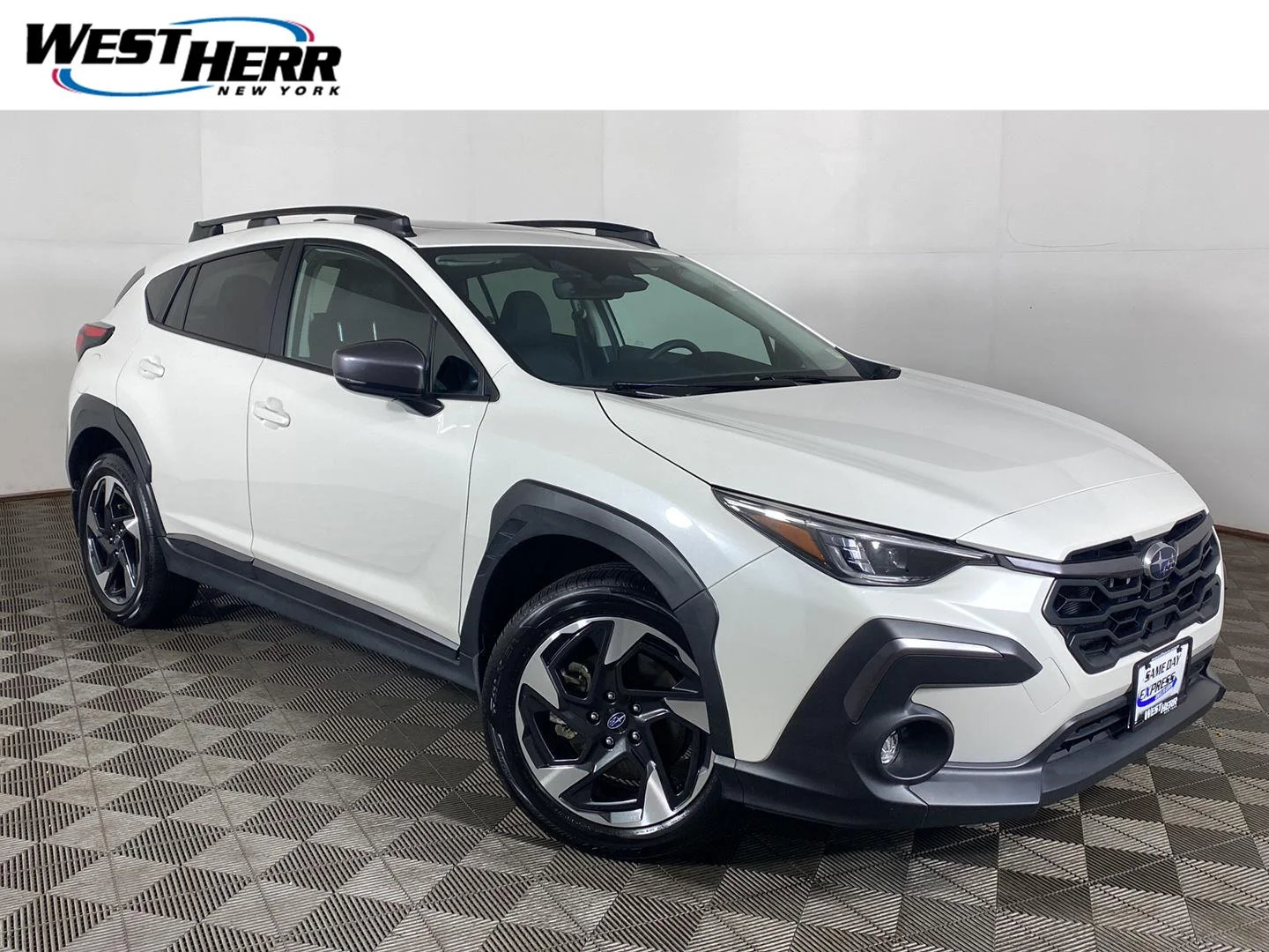 Used 2024 Crystal White Pearl Subaru Limited image 1