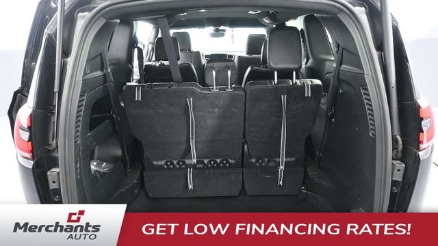 Used 2025 Black Chrysler Select image 15