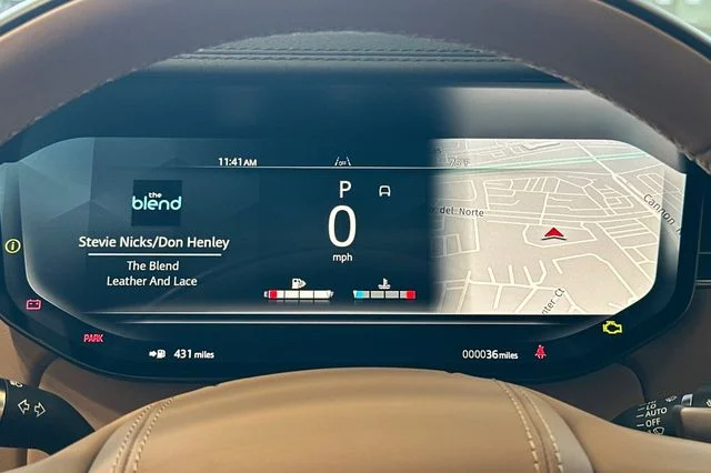 New 2026 Belgravia Green Land Rover SE image 22
