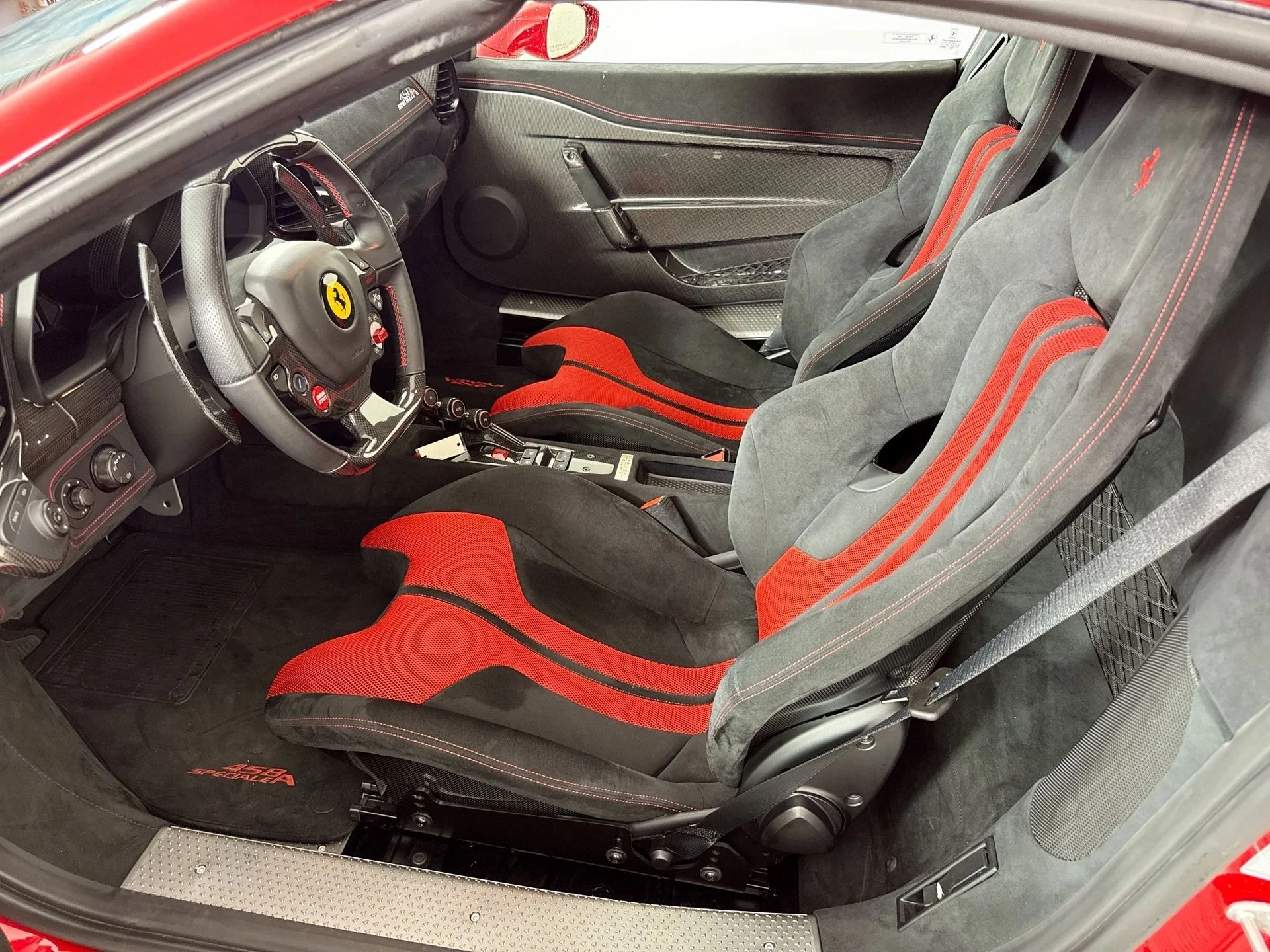 Certified Used 2015 Rosso Corsa Ferrari Base image 9