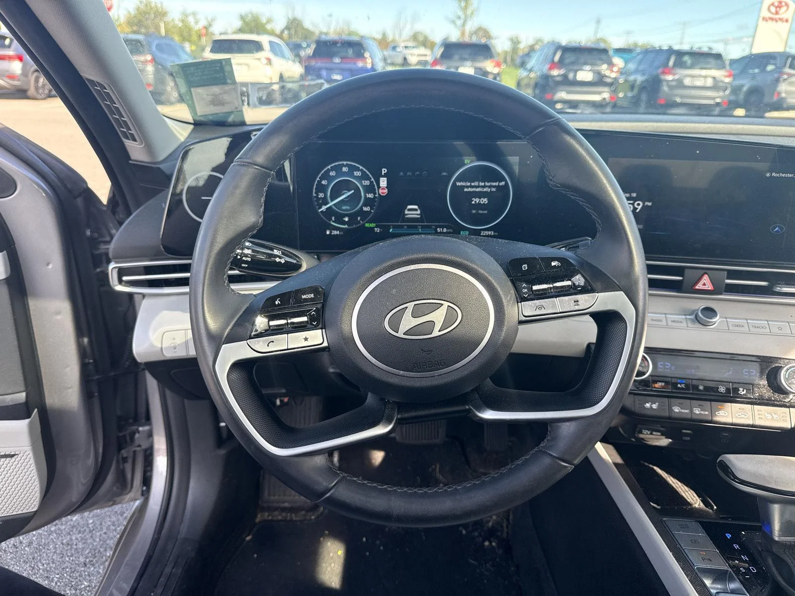 Used 2024 Fluid Metal Hyundai Limited image 10