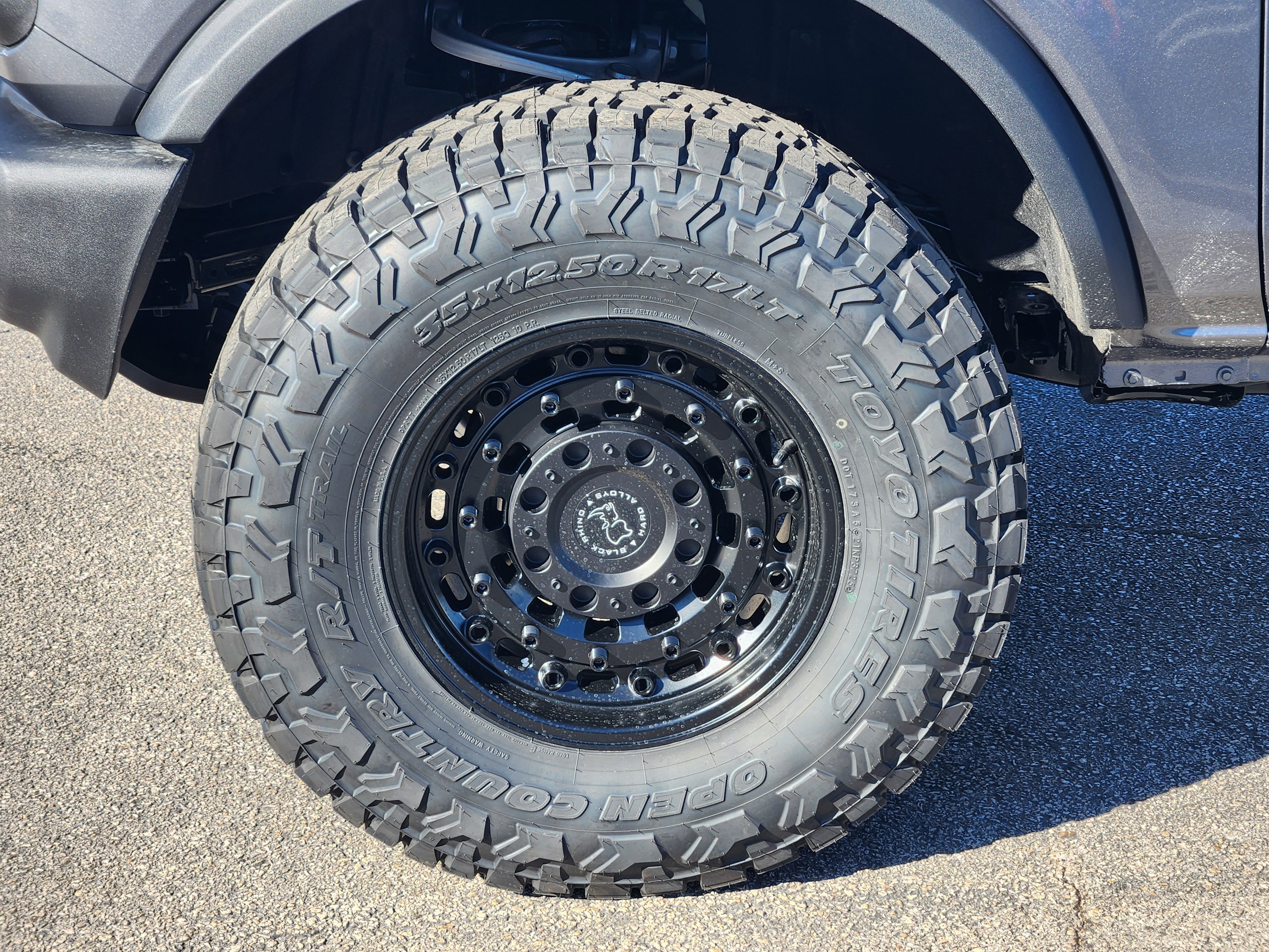 New 2025 Carbonized Gray Metallic Ford Big Bend image 7