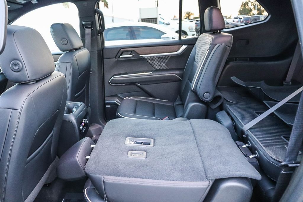 Used 2025 Downpour Metallic GMC Denali image 21