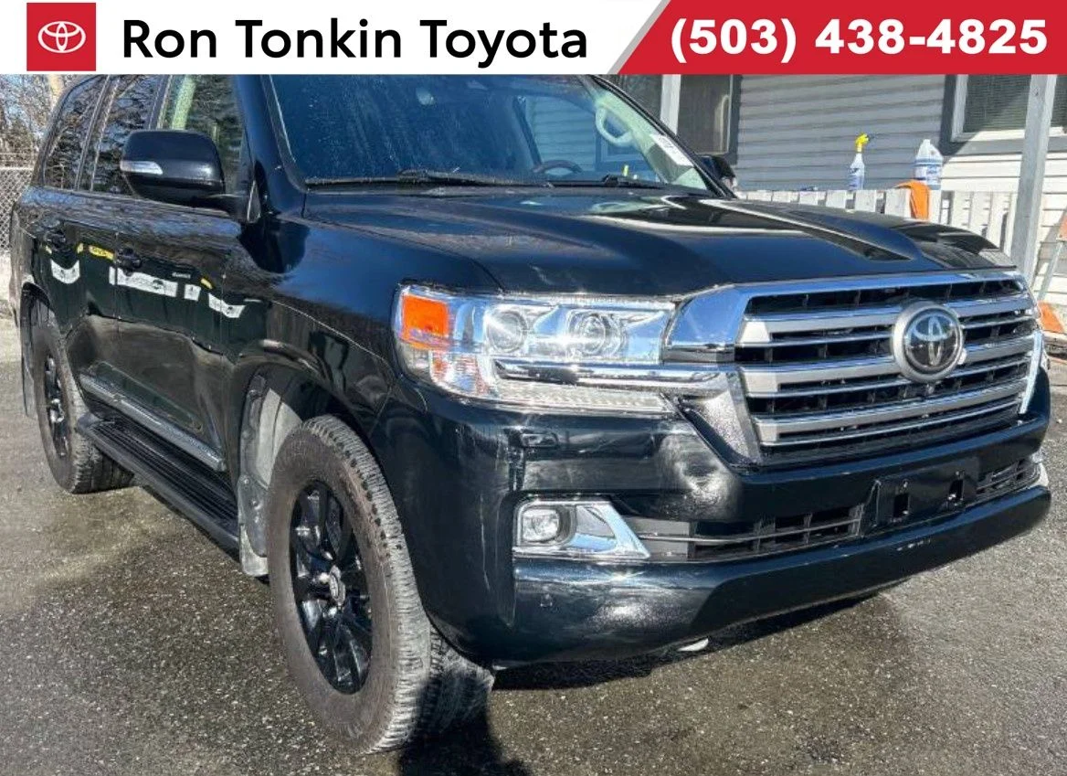 2017 Toyota Land Cruiser -'s photo