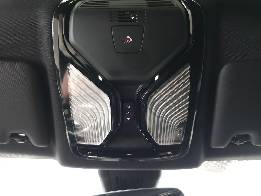 Used 2025 Blue Metallic BMW M440i xDrive image 18