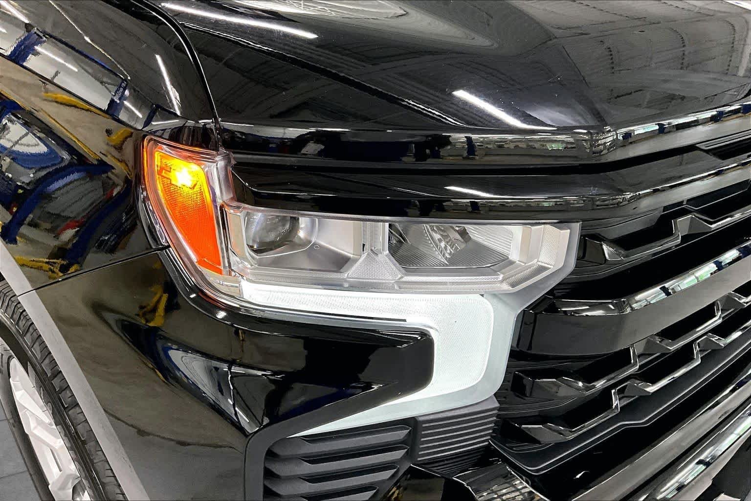 Used 2026 Black Chevrolet RST image 28