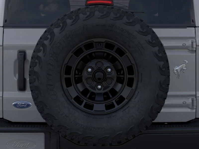 New 2026 Avalanche Gray Ford Badlands® image 55