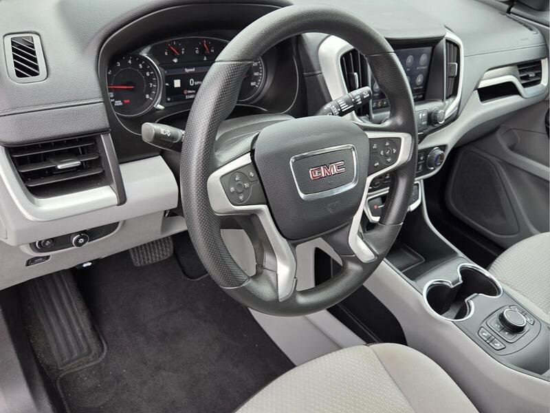Used 2024 Sterling Metallic GMC FWD 4DR SLE image 11