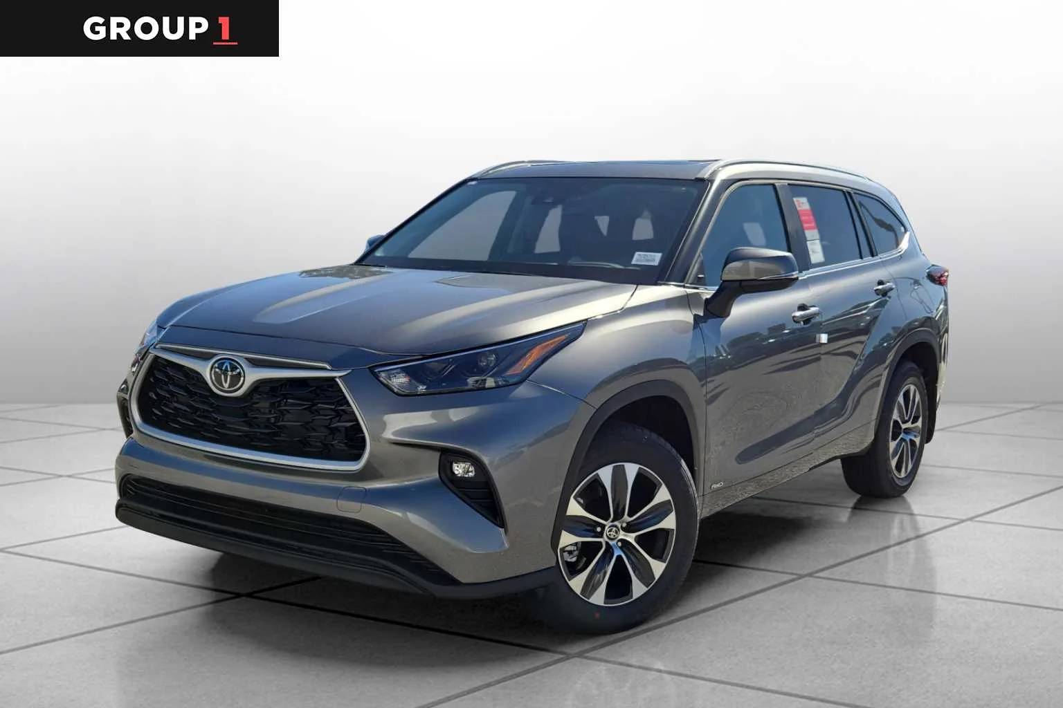 2026 Toyota Highlander Hybrid XLE AWD's photo
