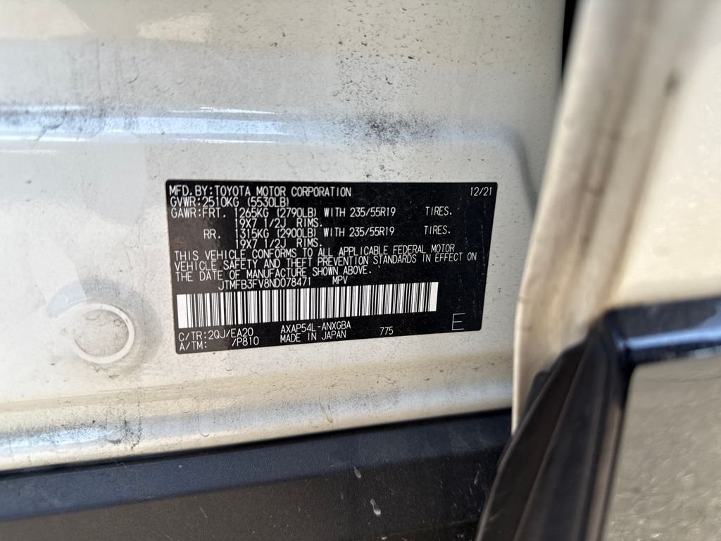 Used 2022 White Toyota XSE image 18