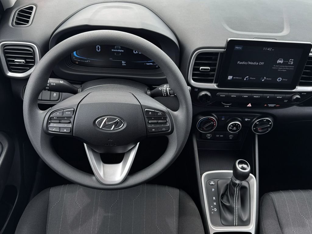 New 2026 White Hyundai SE image 17
