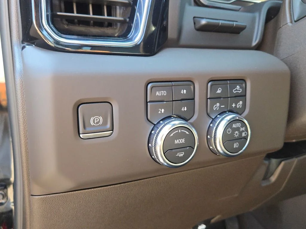 Used 2024 Black GMC Denali image 28