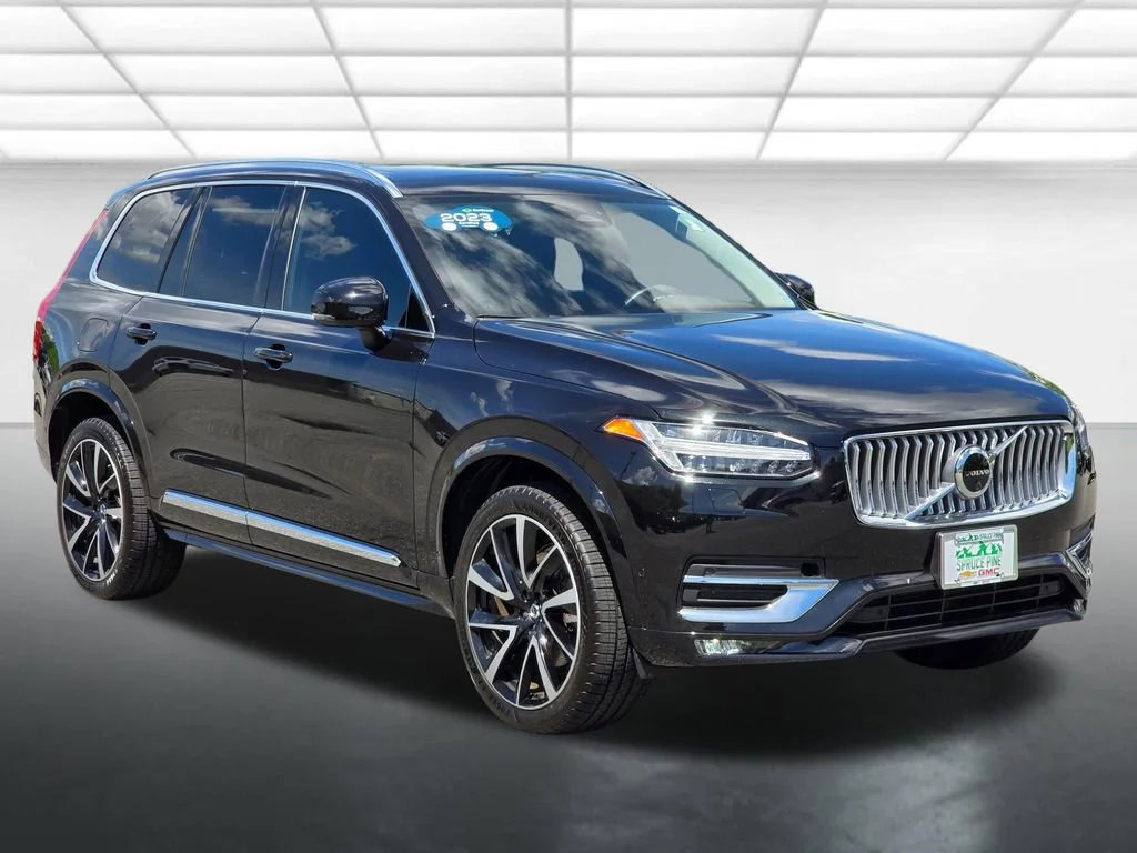2023 Volvo XC90 Plus - Photo 18