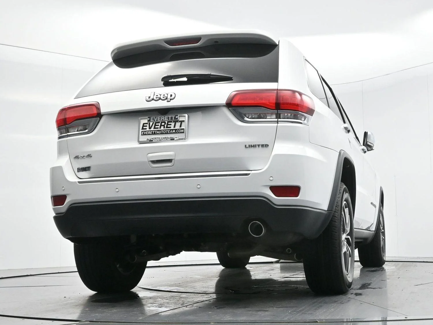 Used 2021 Bright White Clearcoat Jeep Limited image 47