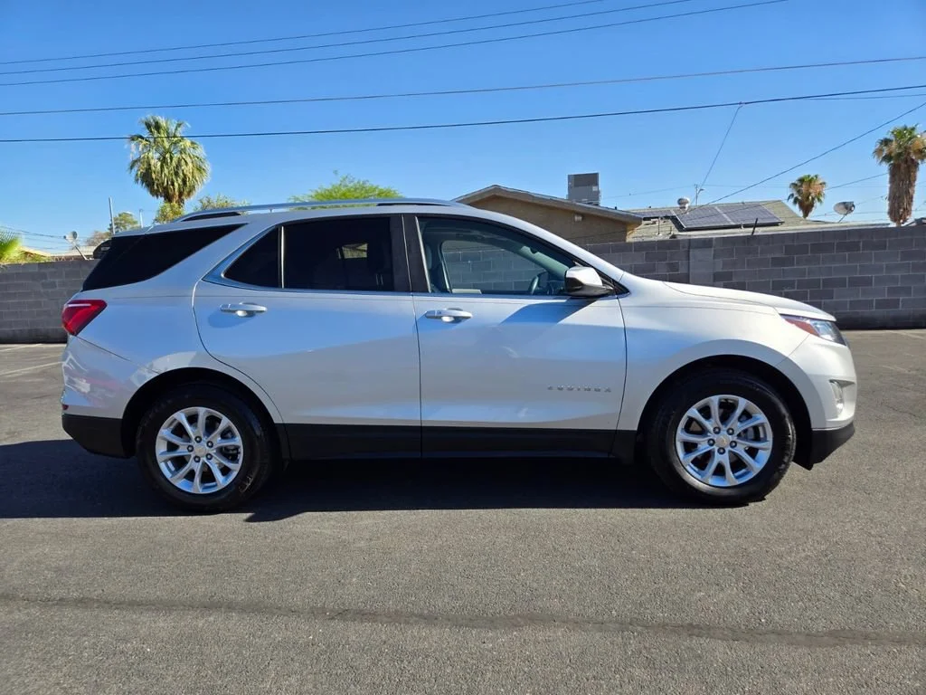 Used 2021 SILVER ICE METALLIC Chevrolet LT image 7