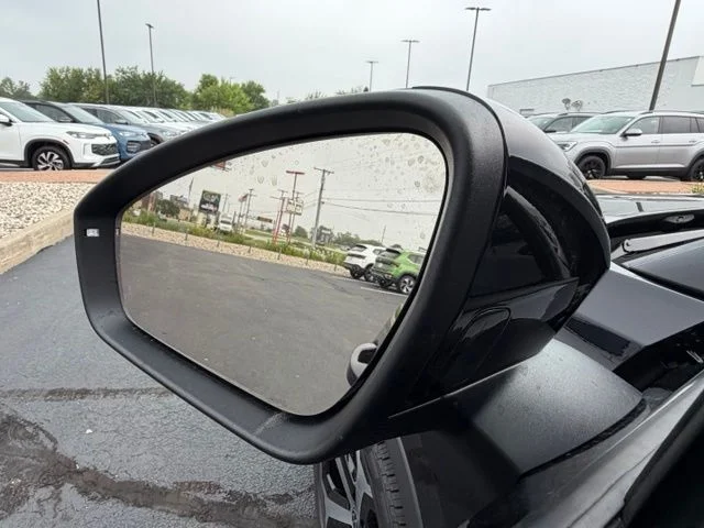 New 2026 Deep Black Pearl Volkswagen 2.0T SE image 9