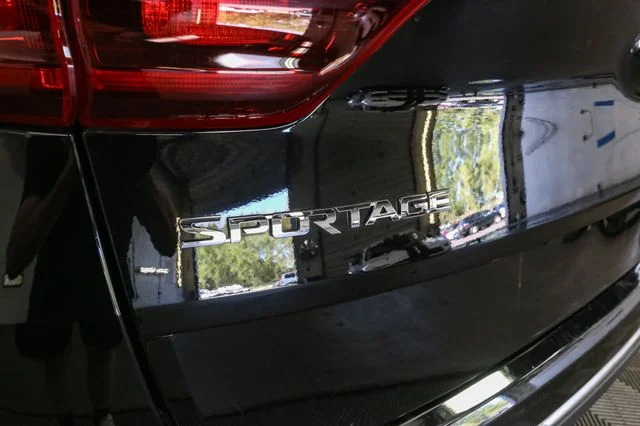 Used 2021 Red Kia LX image 10