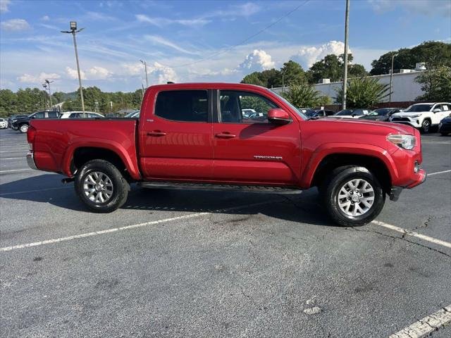 Certified Used 2017 BARCELONA RED MET. Toyota  image 2