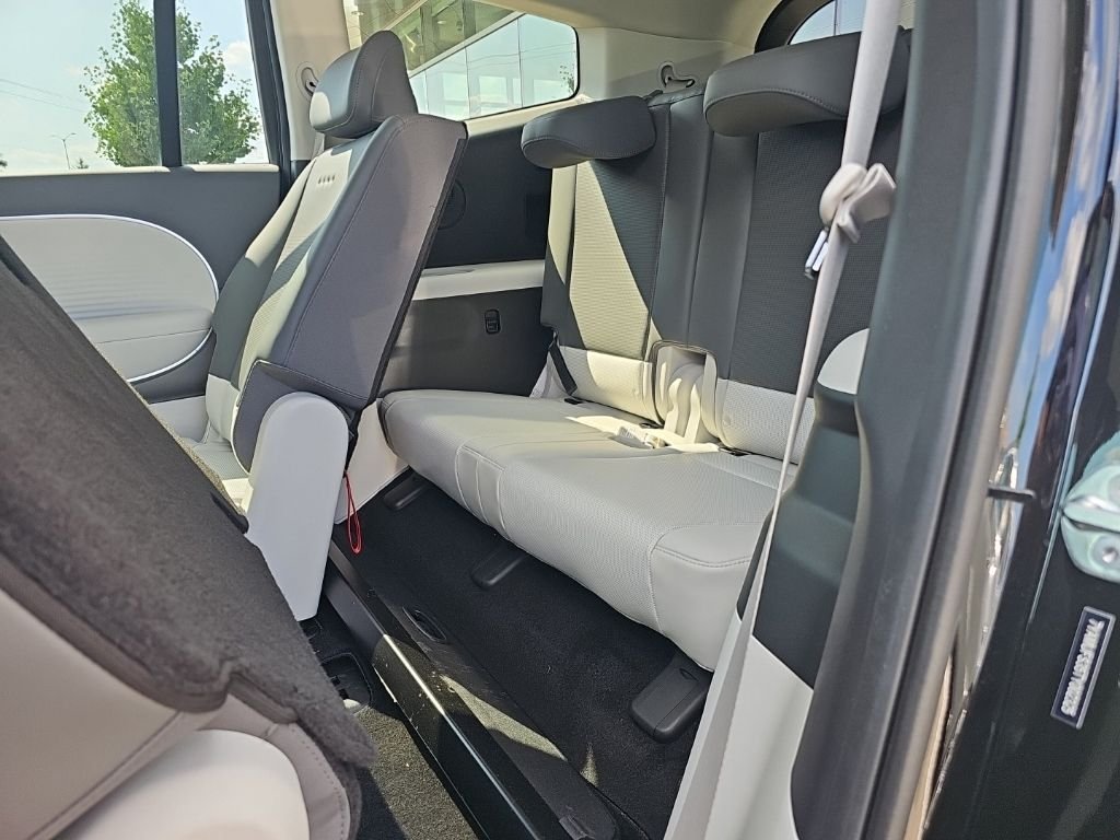 2026 Hyundai IONIQ 9 SEL - Photo 34