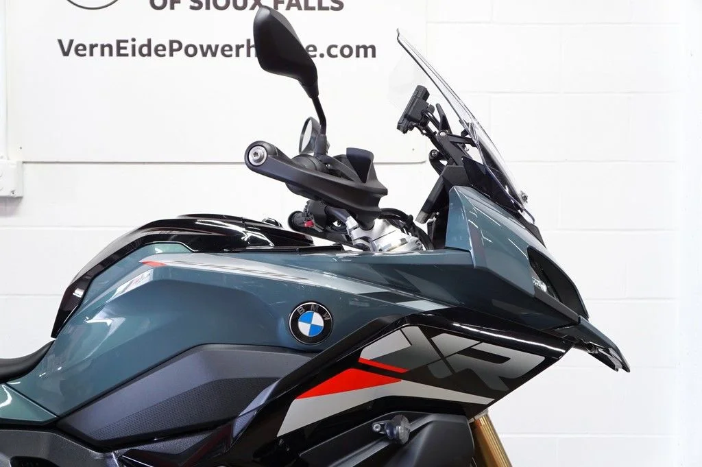 New 2026 SAGE GREEN METALLIC BMW 1000 XR Sage Green Metallic image 12