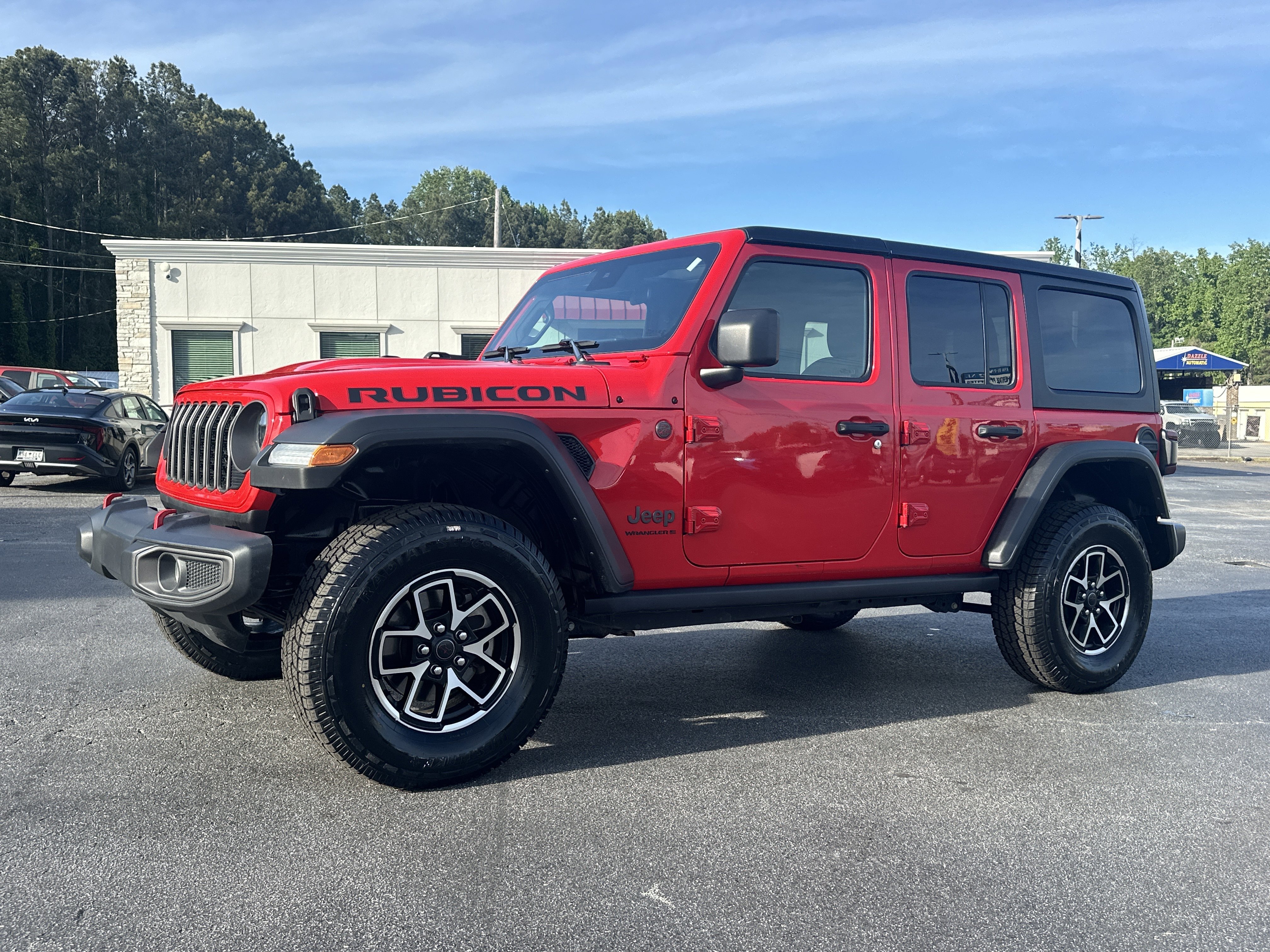 Used 2024 Firecracker Red Clearcoat Jeep Rubicon image 4