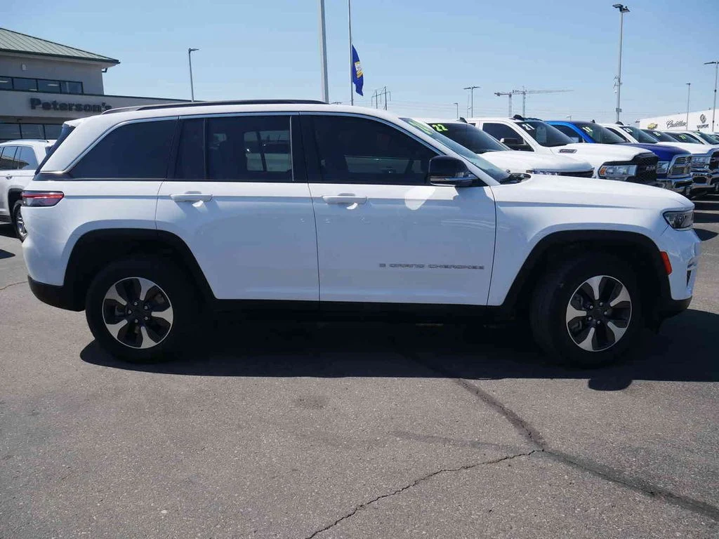 Certified Used 2024 White Jeep 4xe image 23