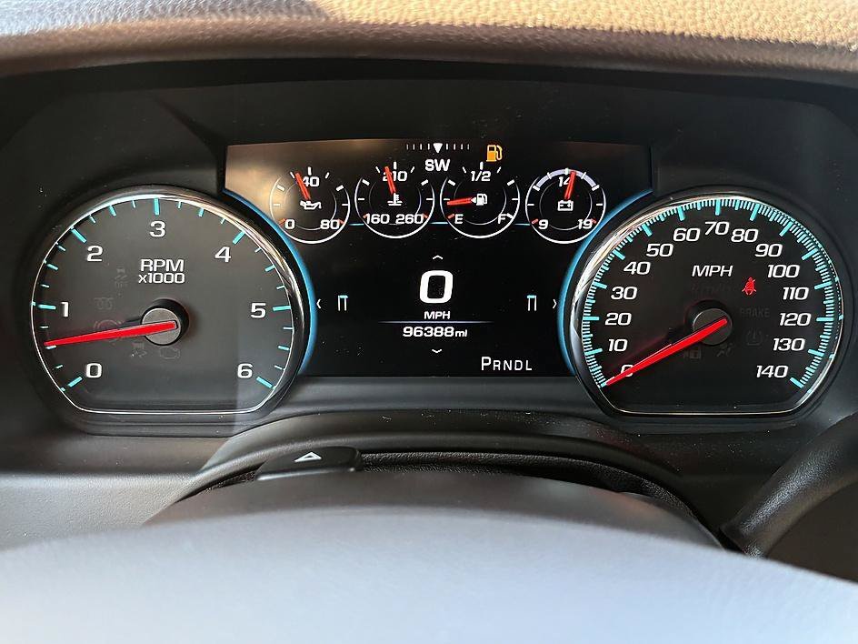 Used 2018 Mineral Metallic GMC Denali image 23
