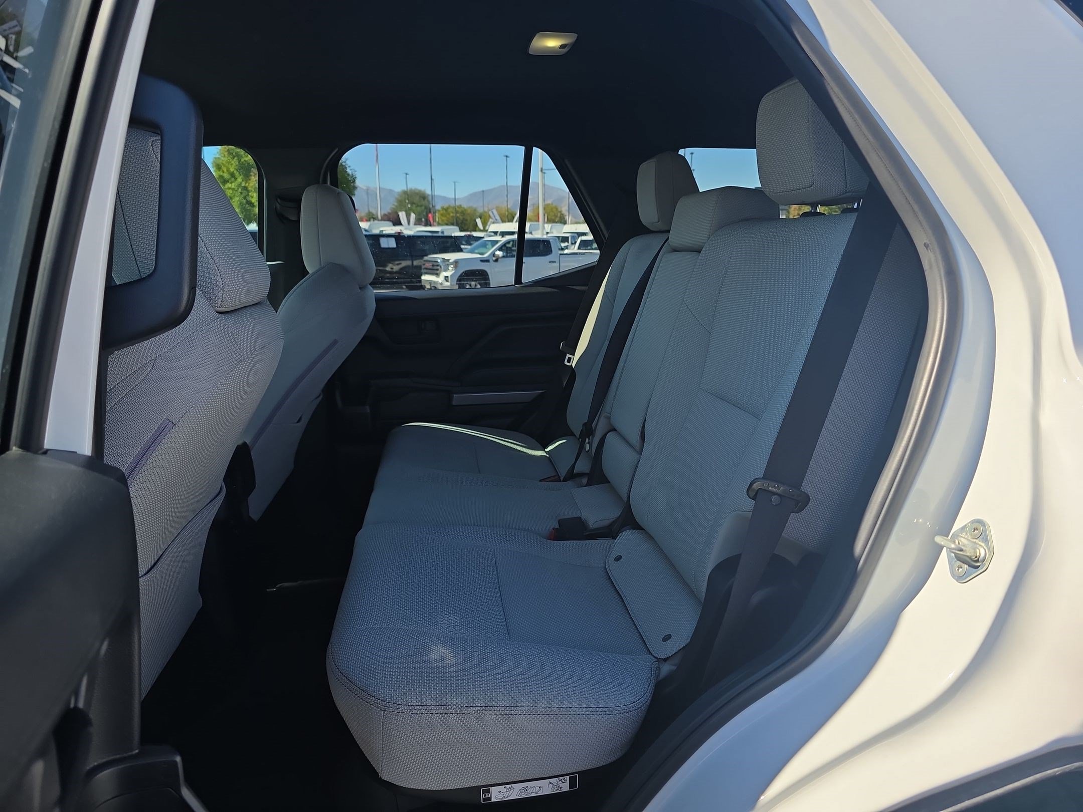 Used 2025 Ice Toyota SR5 image 27
