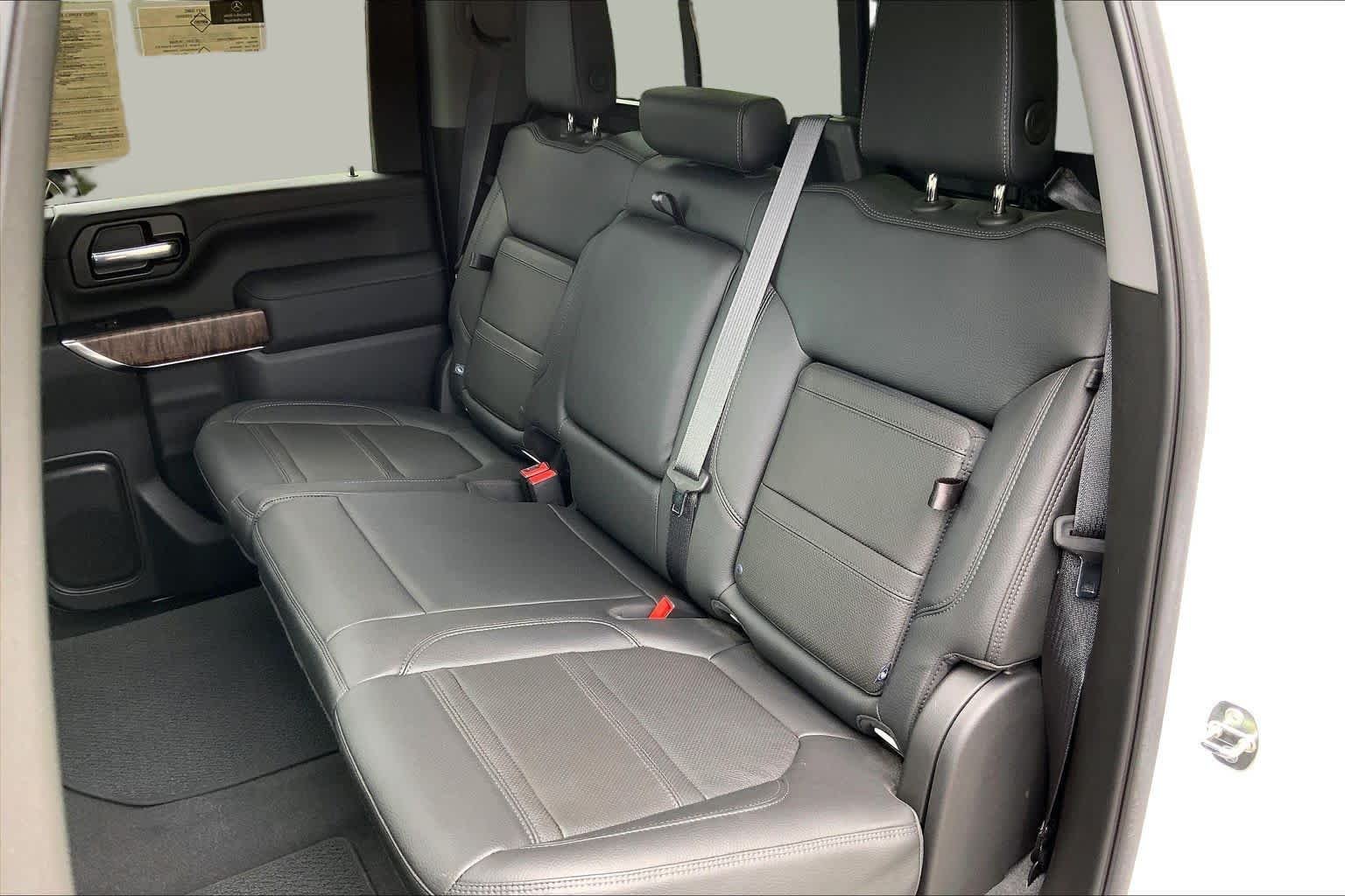 Used 2021 Summit White GMC Denali image 21