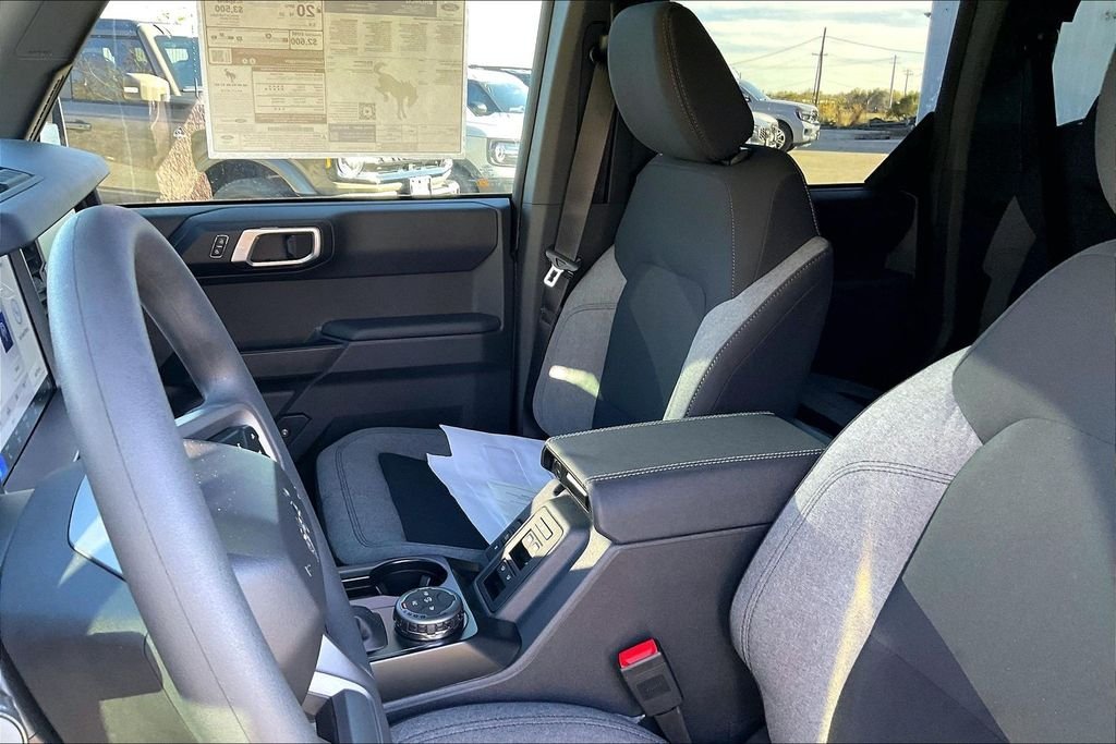 New 2025 Ford Bronco Base 4D Sport Utility