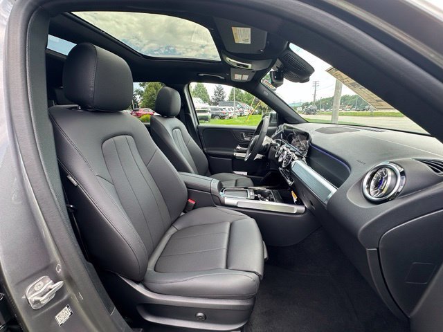 New 2026 Mountain Grey Metallic Mercedes-Benz GLB 250 image 69