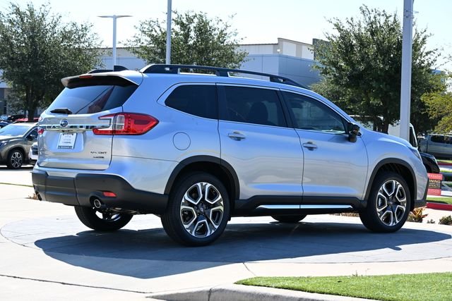 New 2026 Silver Subaru Limited 7-Passenger image 3