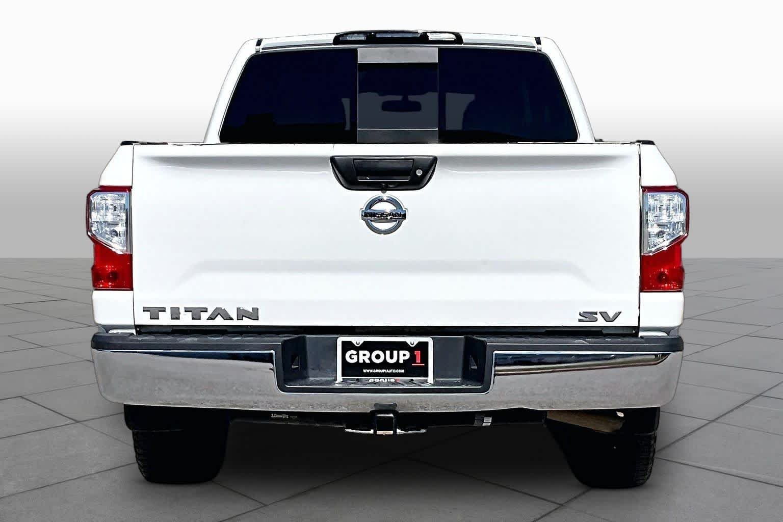 Used 2019 Glacier White Nissan SV image 5