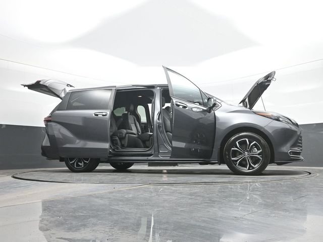 Used 2025 Gray Toyota Platinum image 31