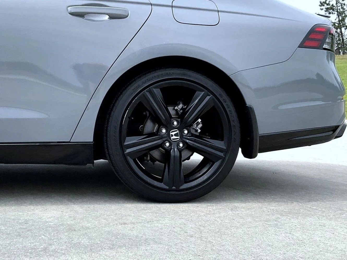 Used 2025 Gray Honda Sport-L image 23