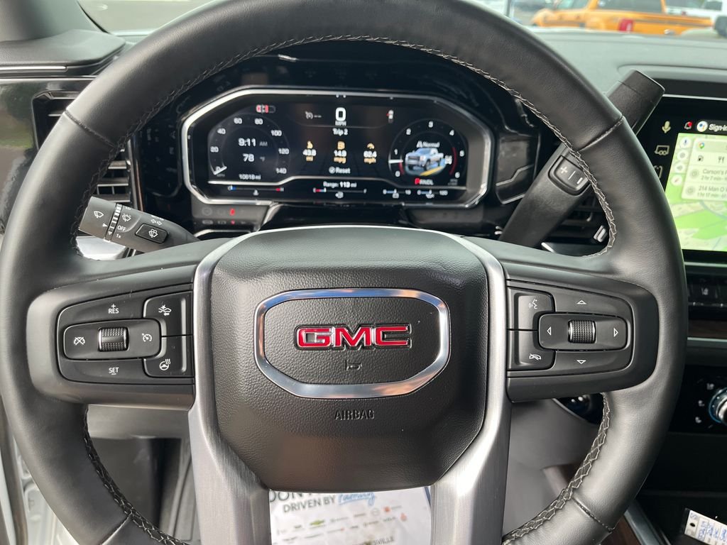 Used 2025 White GMC SLT image 15